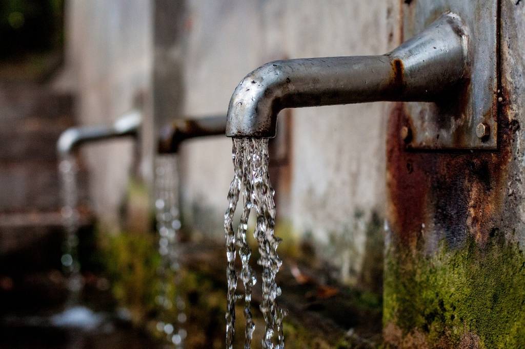 PFAS in Water: Should We Be Concerned?